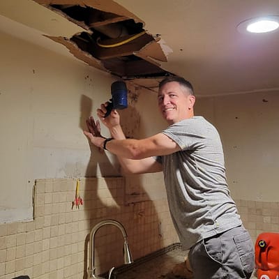 Joey found the dive light in the ceiling!