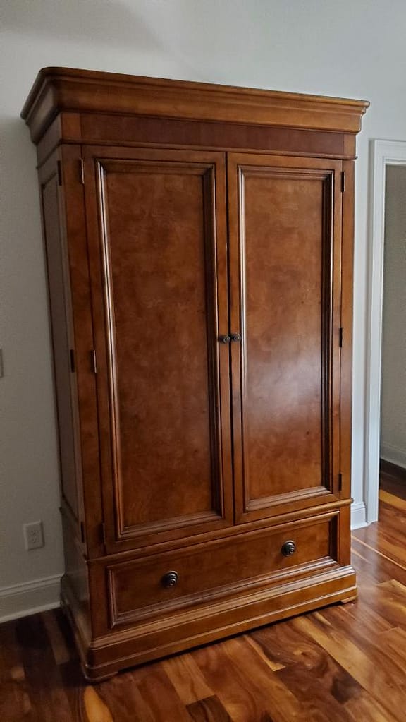 Armoire