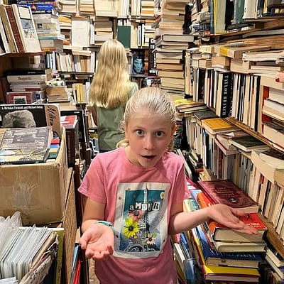Maddy is shocked at all the books!